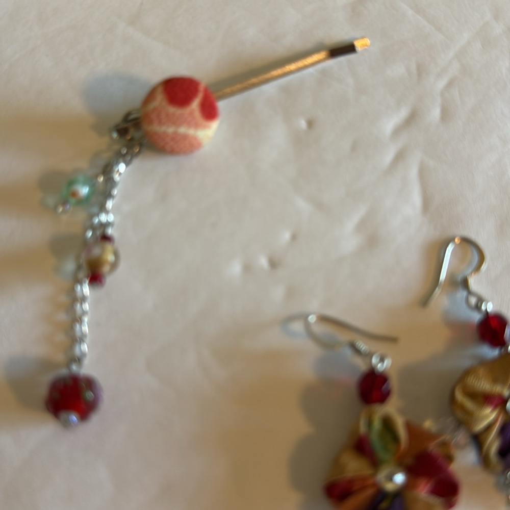 Bundle Of Japanese Hair Accessories and earrings Handmade - Picture 5 of 8